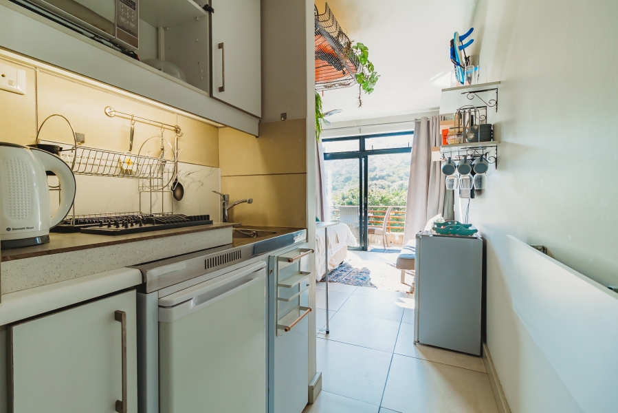 1 Bedroom Property for Sale in Herolds Bay Western Cape